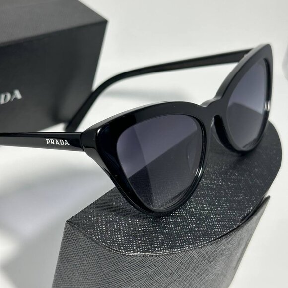 Authentic PRADA cat eye acetate black sunglasses - Picture 5 of 9